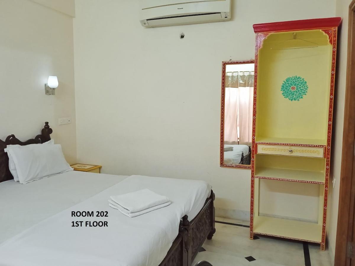 Rigmor Haveli Hotel Джодпур Екстериор снимка